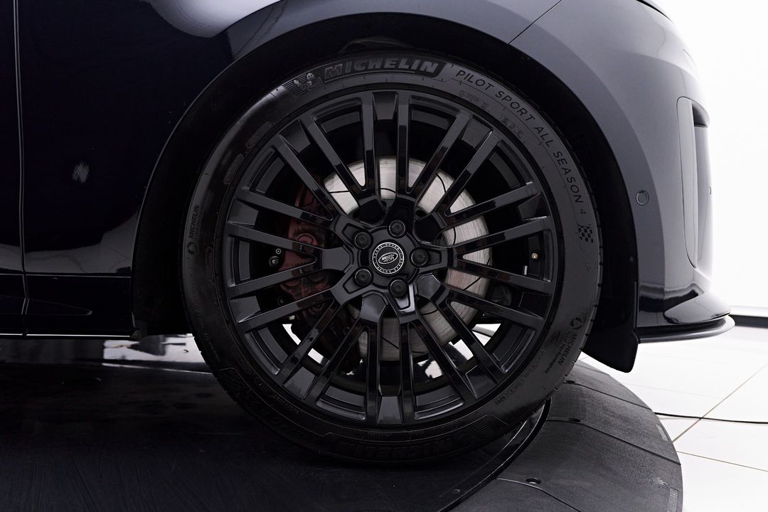 2025 Land Rover Range Rover Sport