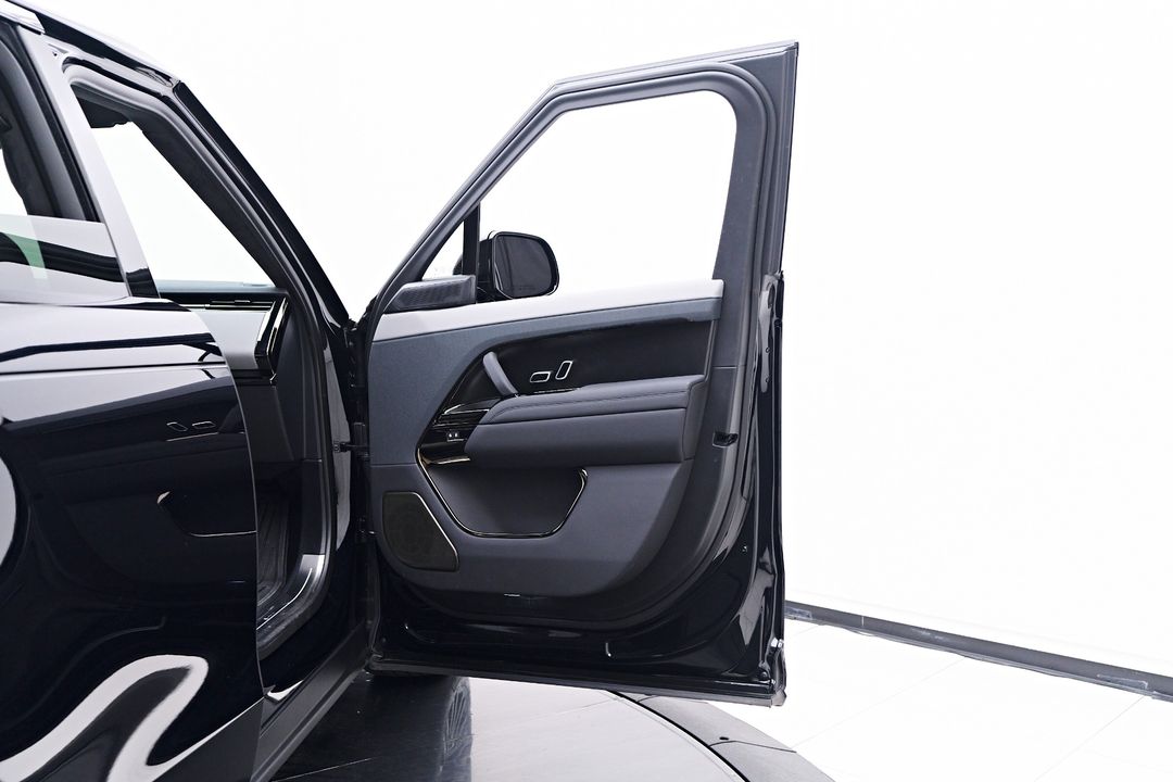 2025 Land Rover Range Rover Sport