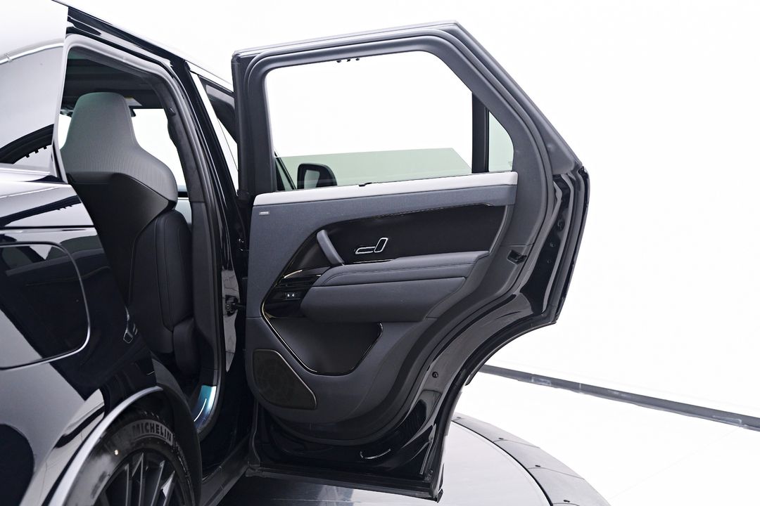 2025 Land Rover Range Rover Sport