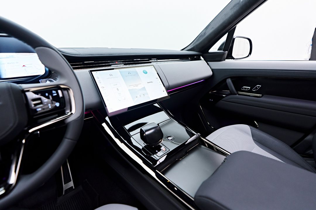 2025 Land Rover Range Rover Sport
