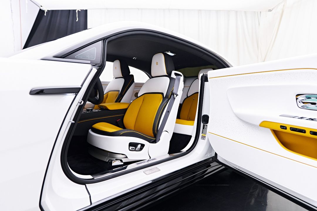 2025 Rolls-Royce Spectre