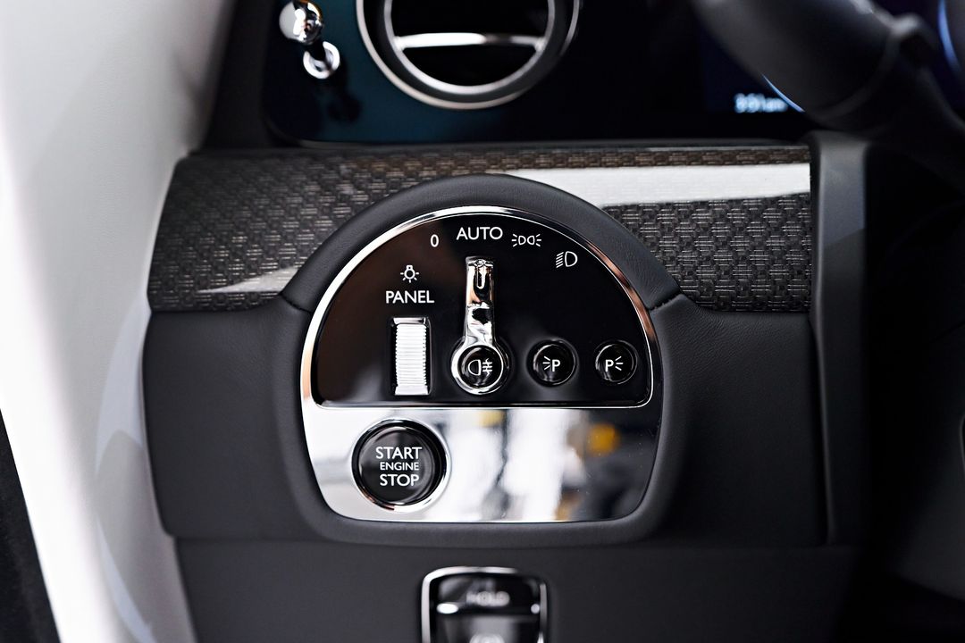 2025 Rolls-Royce Spectre