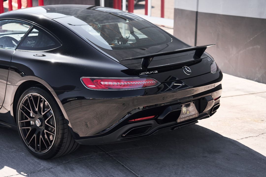 2017 Mercedes-Benz AMG   GT