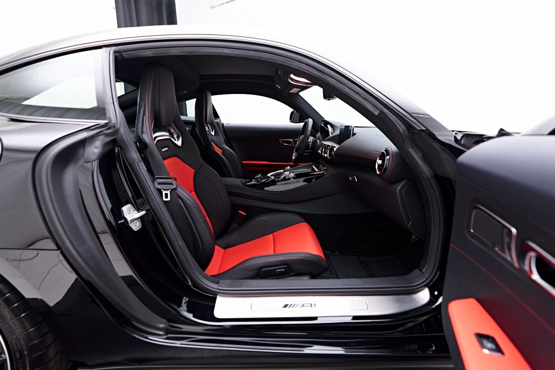 2017 Mercedes-Benz AMG   GT