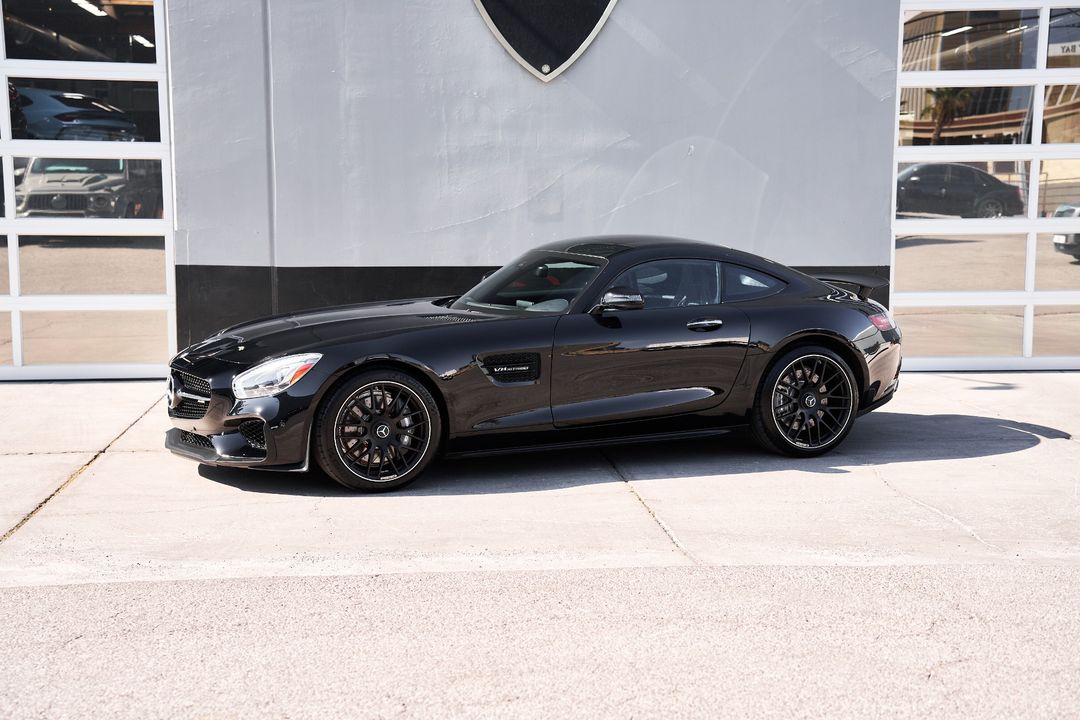 2017 Mercedes-Benz AMG   GT