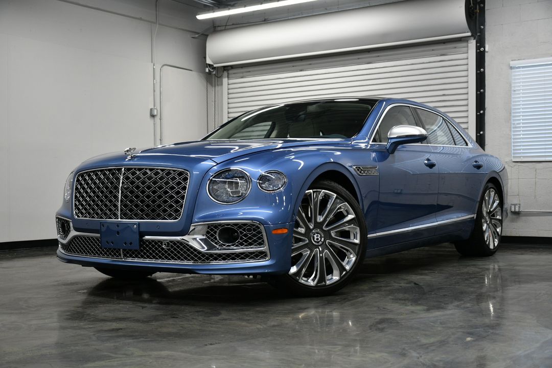 2023 Bentley Flying Spur
