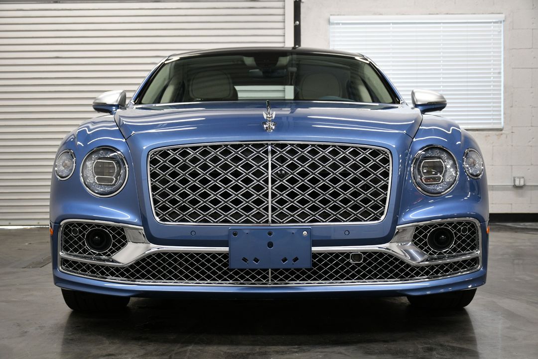 2023 Bentley Flying Spur