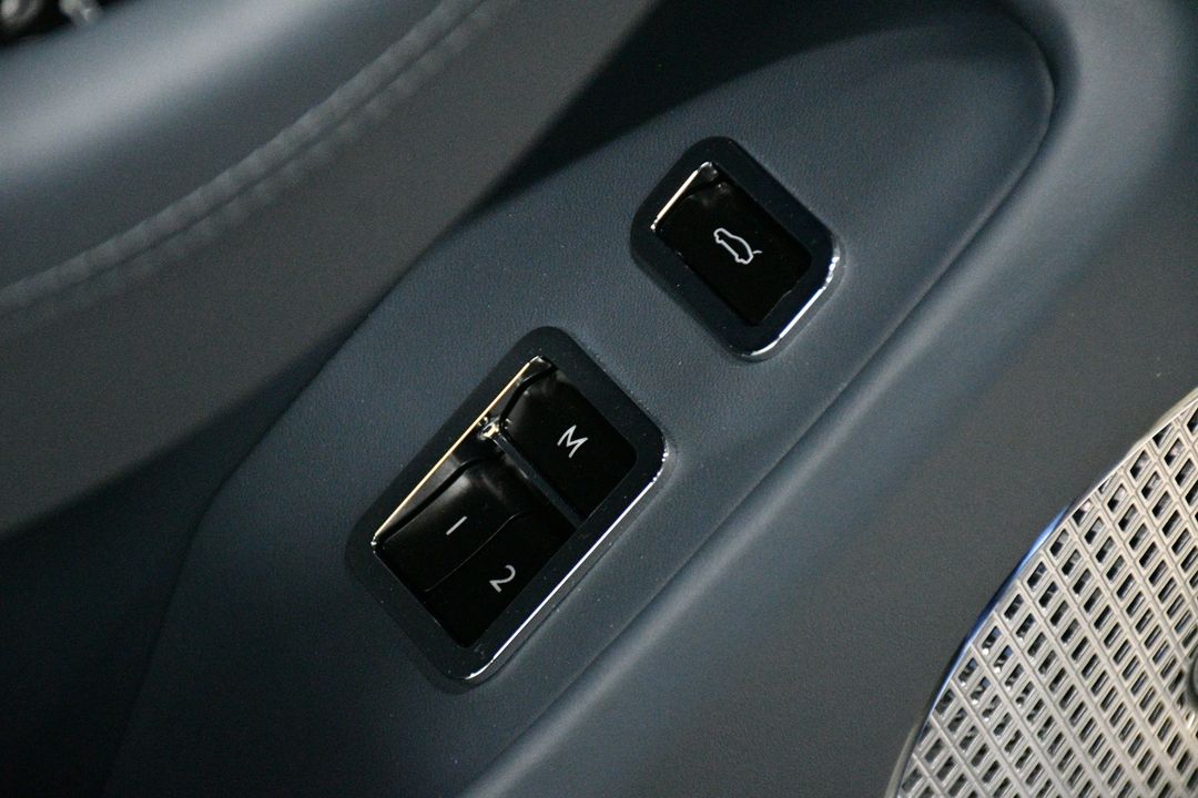 2023 Bentley Flying Spur