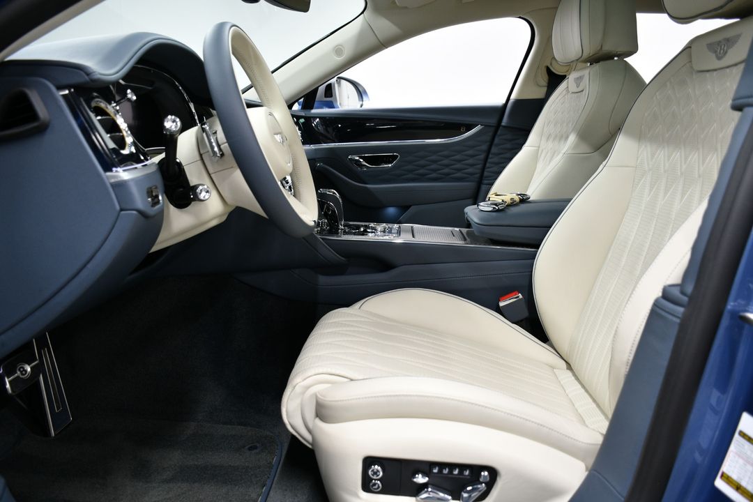 2023 Bentley Flying Spur