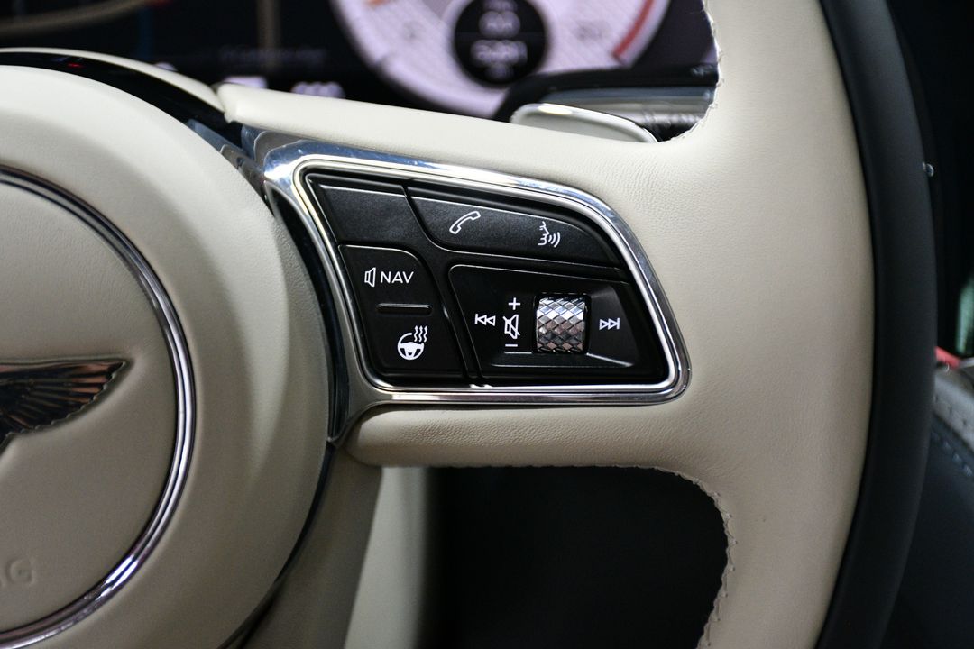 2023 Bentley Flying Spur