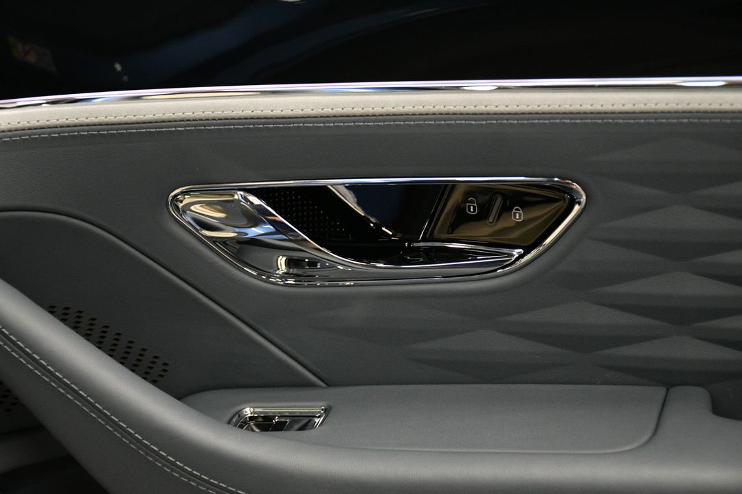 2023 Bentley Flying Spur