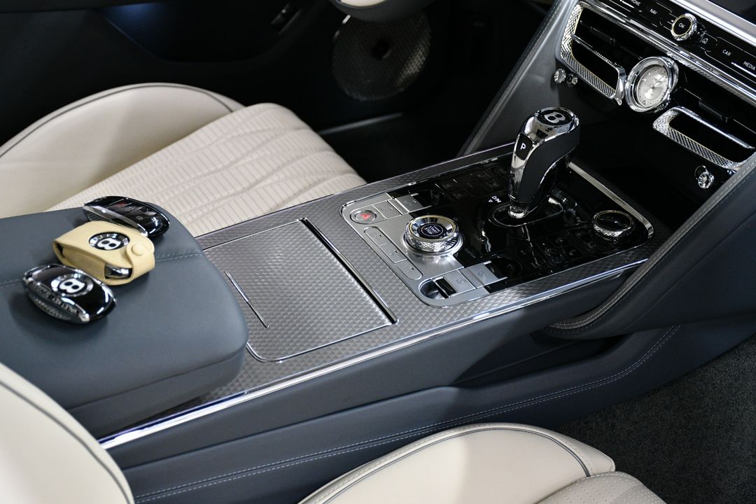 2023 Bentley Flying Spur