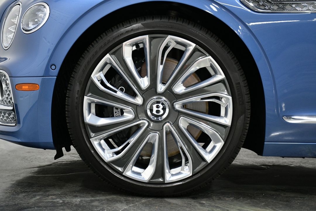 2023 Bentley Flying Spur