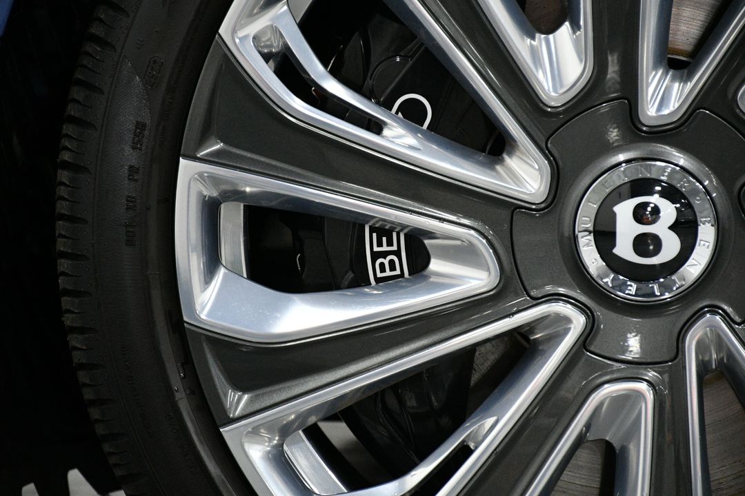 2023 Bentley Flying Spur