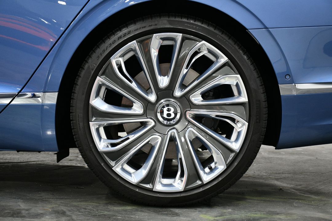 2023 Bentley Flying Spur