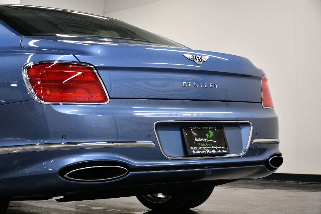 2023 Bentley Flying Spur