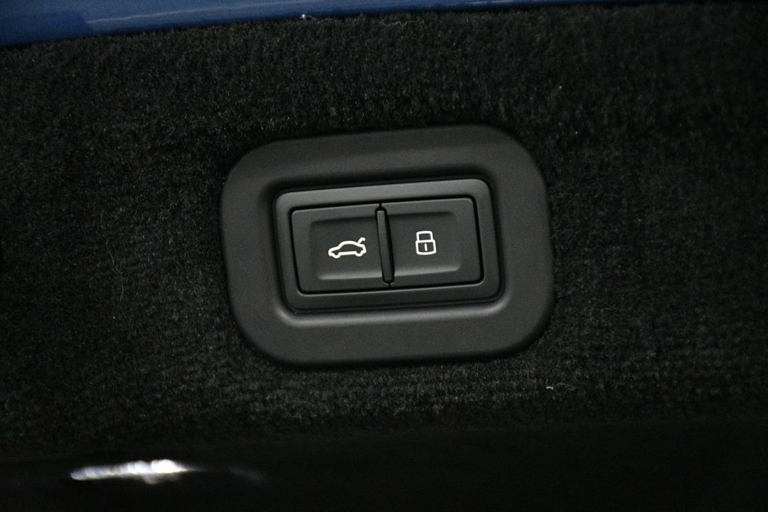 2023 Bentley Flying Spur