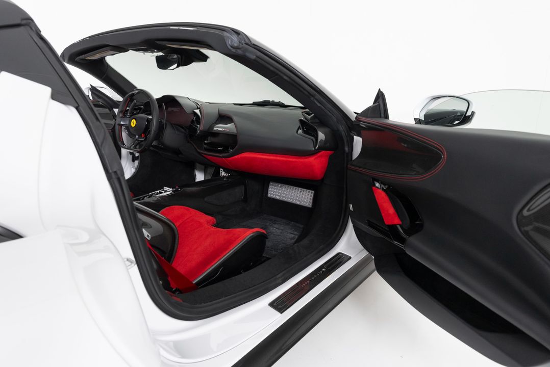 2024 Ferrari SF90