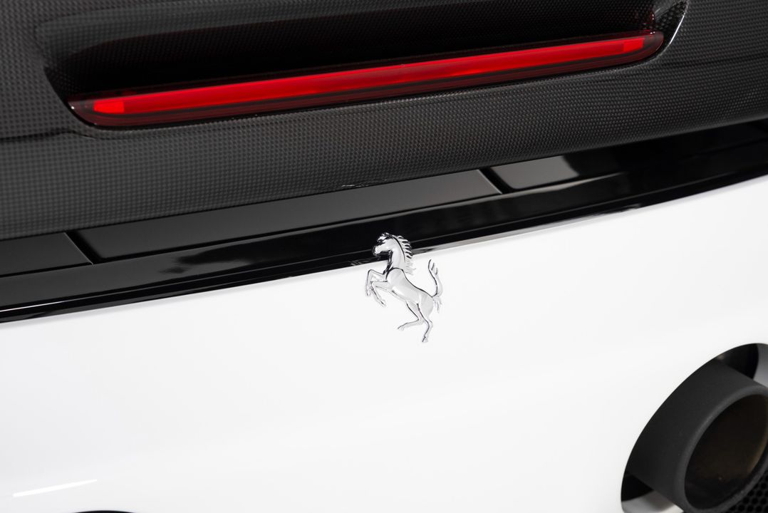 2024 Ferrari SF90