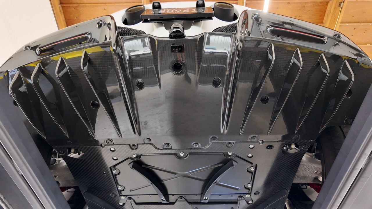 2024 Ferrari SF90
