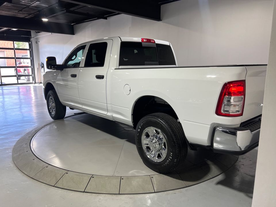 2024 Ram 2500 Tradesman Crew Cab 4x4