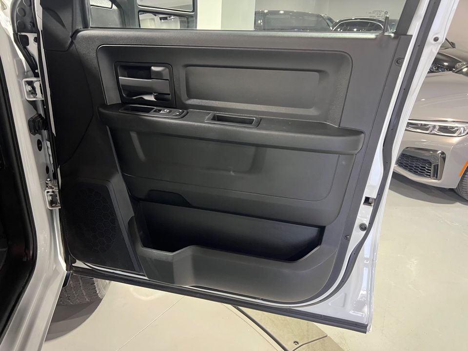 2024 Ram 2500 Tradesman Crew Cab 4x4