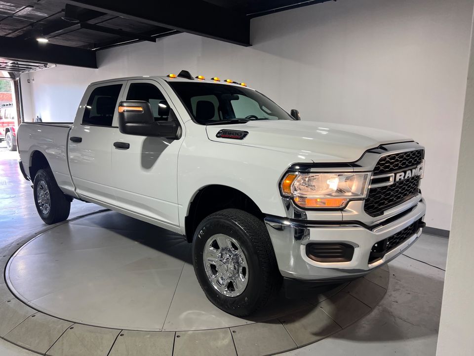 2024 Ram 2500 Tradesman Crew Cab 4x4