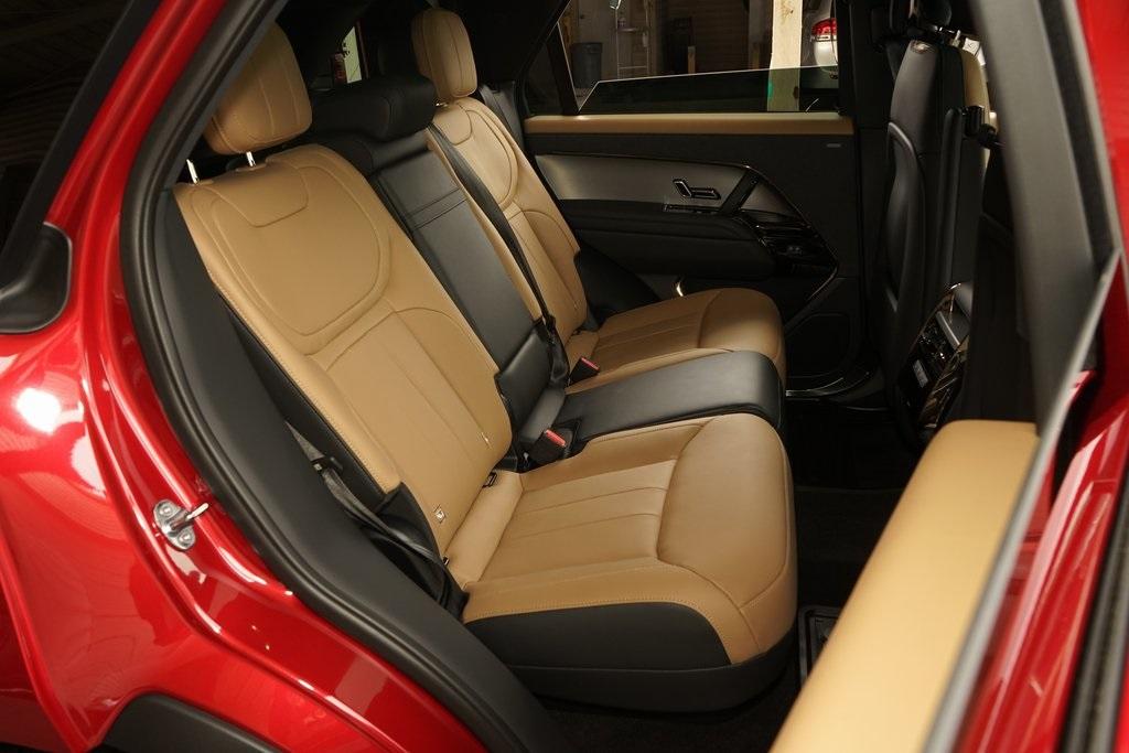 2025 Land Rover Range Rover Sport