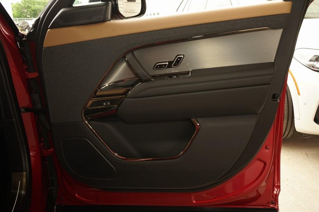2025 Land Rover Range Rover Sport