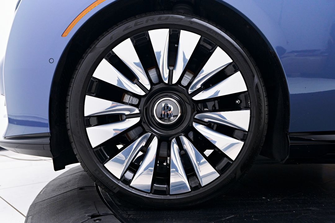2024 Rolls-Royce Spectre