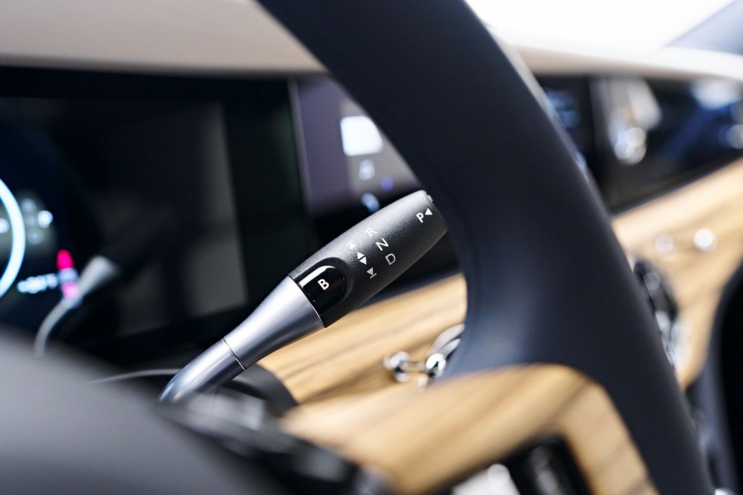 2024 Rolls-Royce Spectre