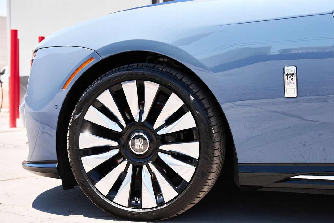 2024 Rolls-Royce Spectre