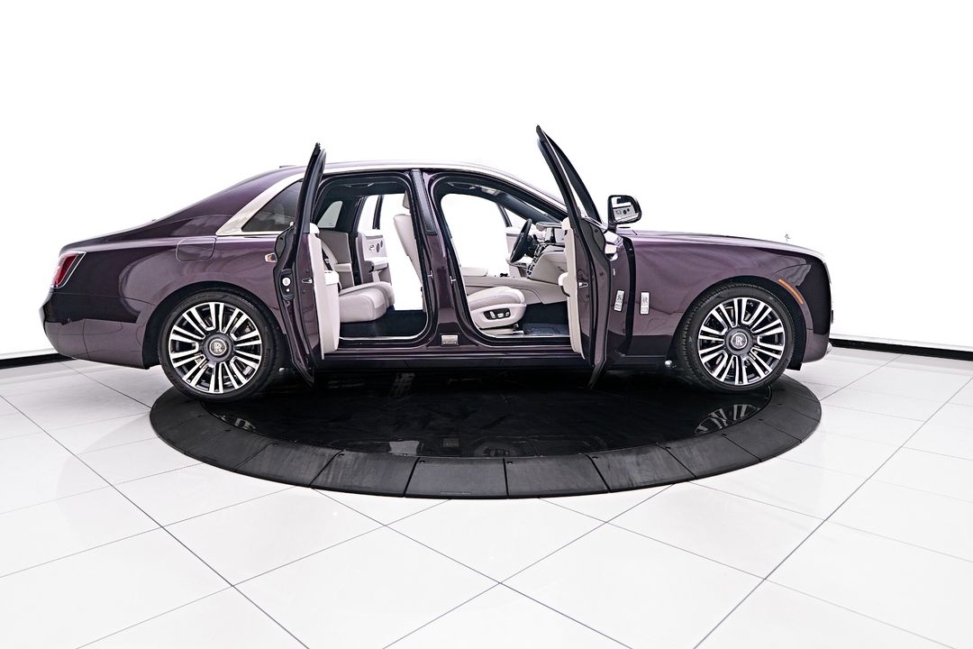 2024 Rolls-Royce Ghost