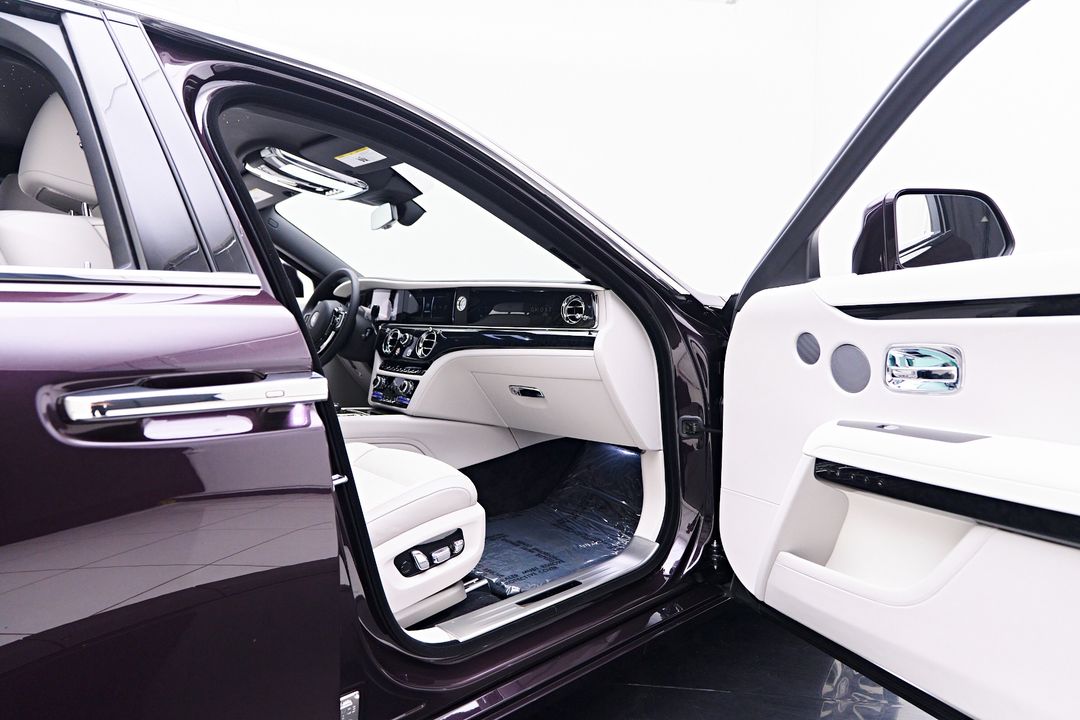 2024 Rolls-Royce Ghost