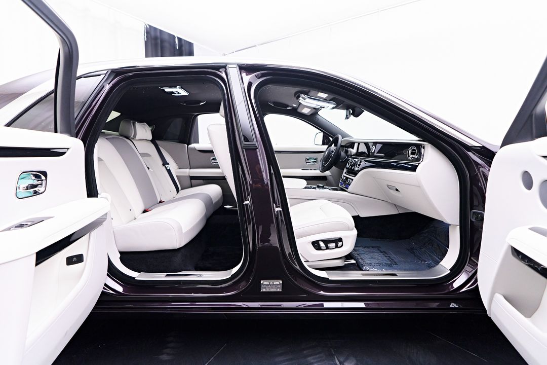 2024 Rolls-Royce Ghost