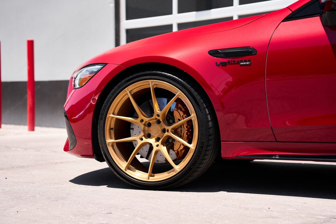 2024 Mercedes-Benz AMG   GT 63