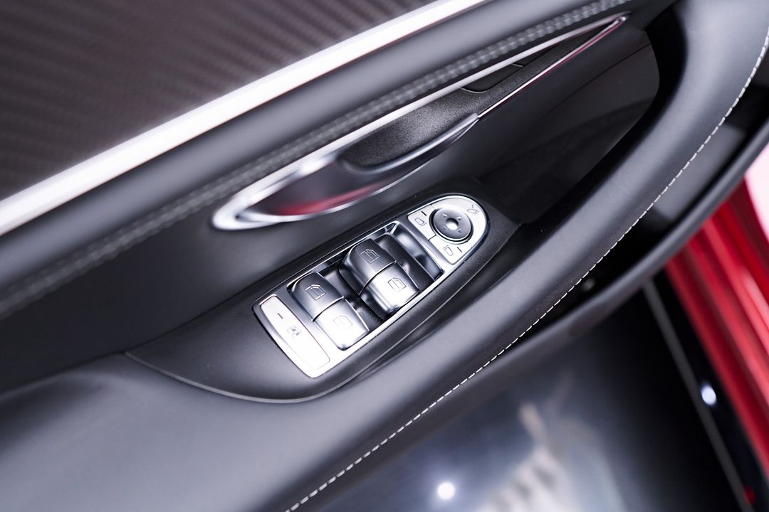 2024 Mercedes-Benz AMG   GT 63