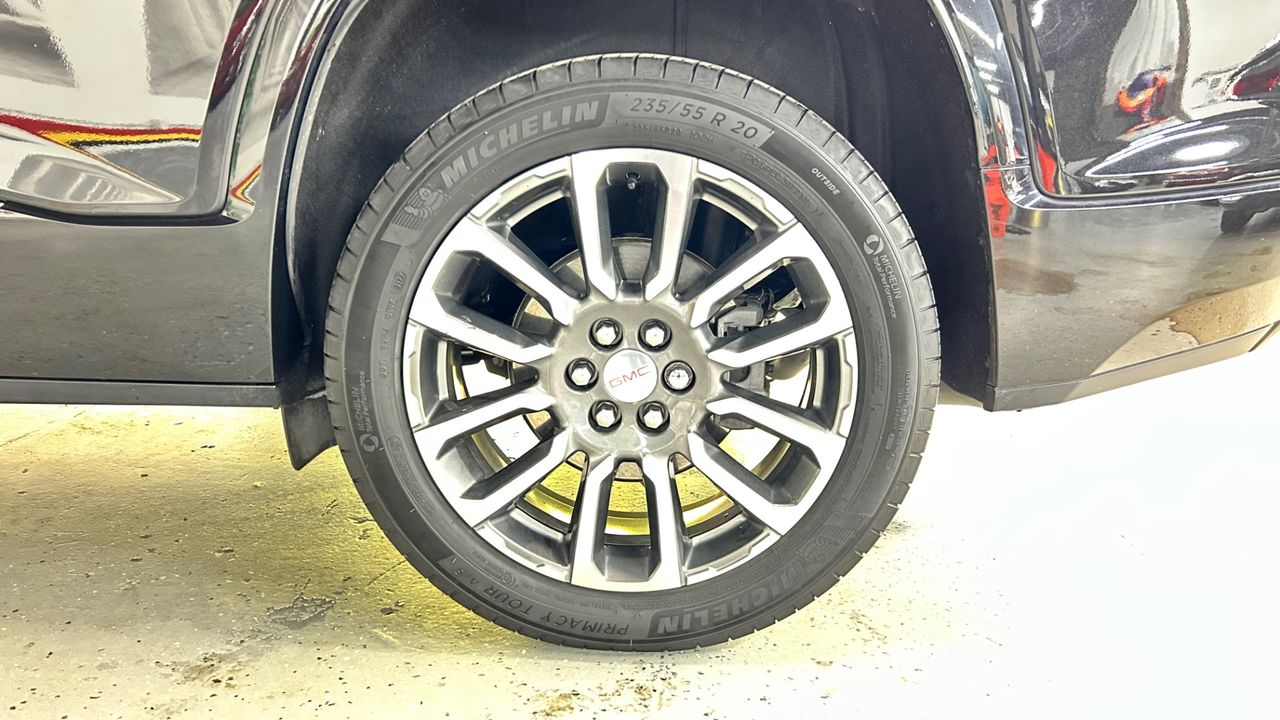 2022 GMC Acadia
