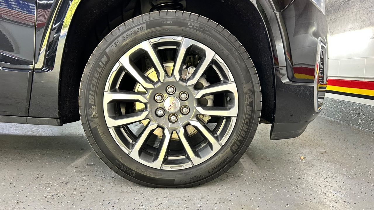 2022 GMC Acadia