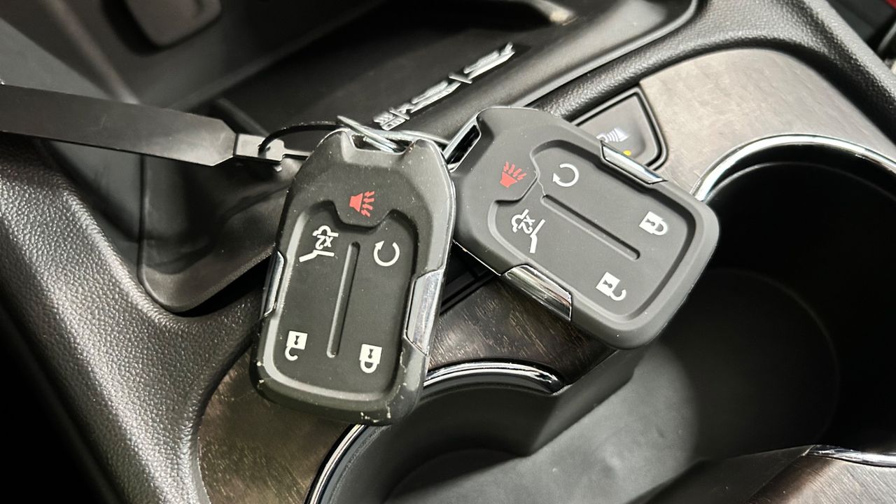 2022 GMC Acadia