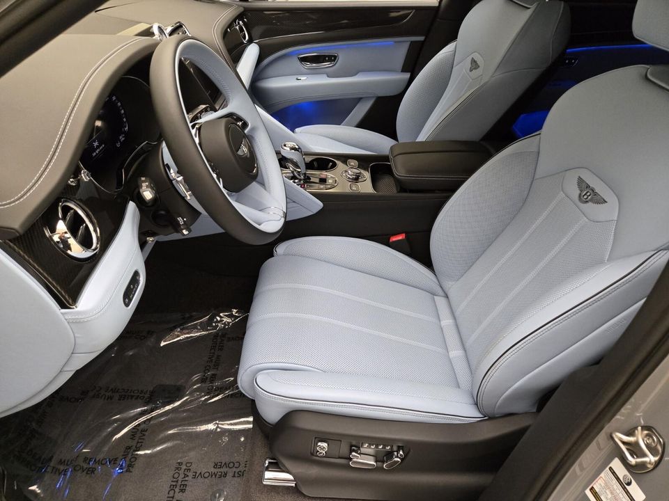 2025 Bentley Bentayga