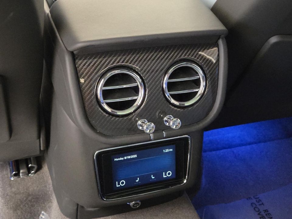 2025 Bentley Bentayga