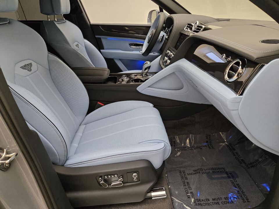 2025 Bentley Bentayga