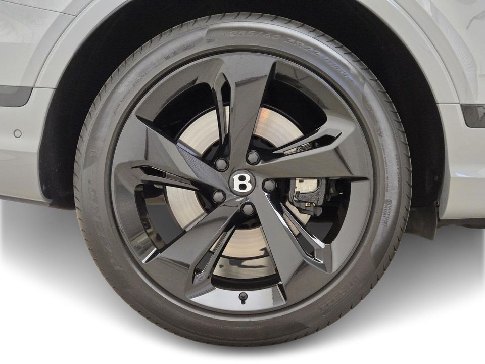2025 Bentley Bentayga