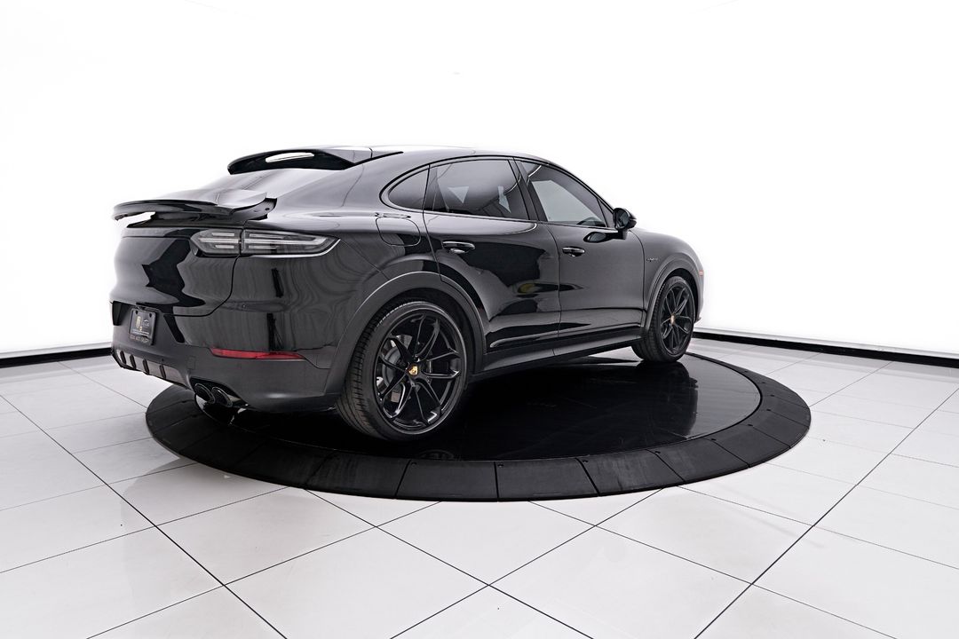 2023 Porsche Cayenne E-Hybrid Coupe