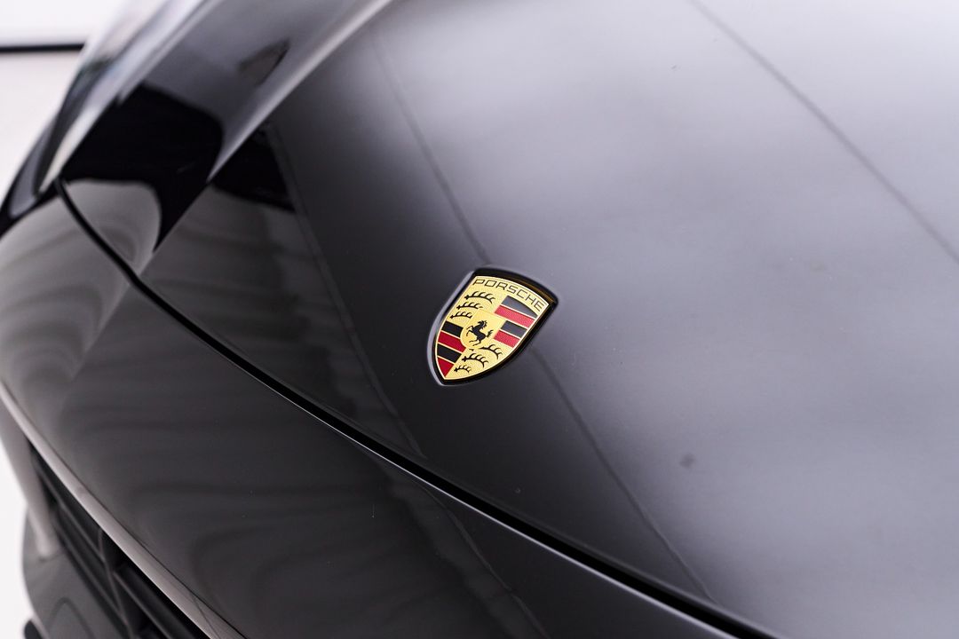 2023 Porsche Cayenne E-Hybrid Coupe