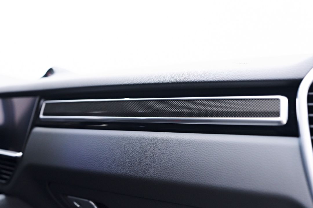 2023 Porsche Cayenne E-Hybrid Coupe