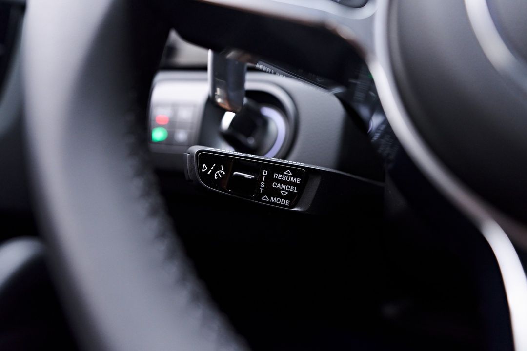 2023 Porsche Cayenne E-Hybrid Coupe