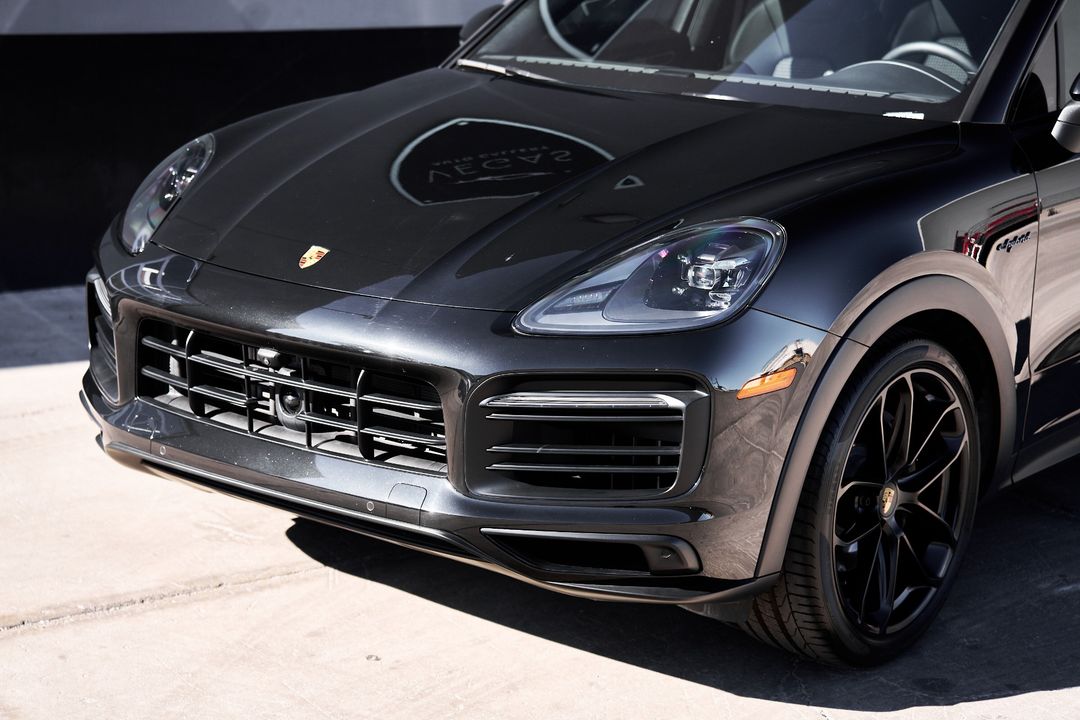 2023 Porsche Cayenne E-Hybrid Coupe