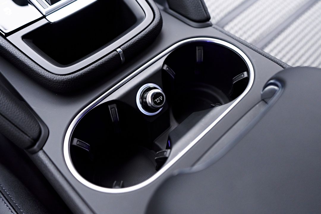 2023 Porsche Cayenne E-Hybrid Coupe